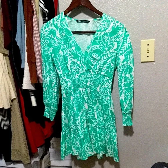 green emerald velvet dress Green Paisley Print Jersey Shirt Dress